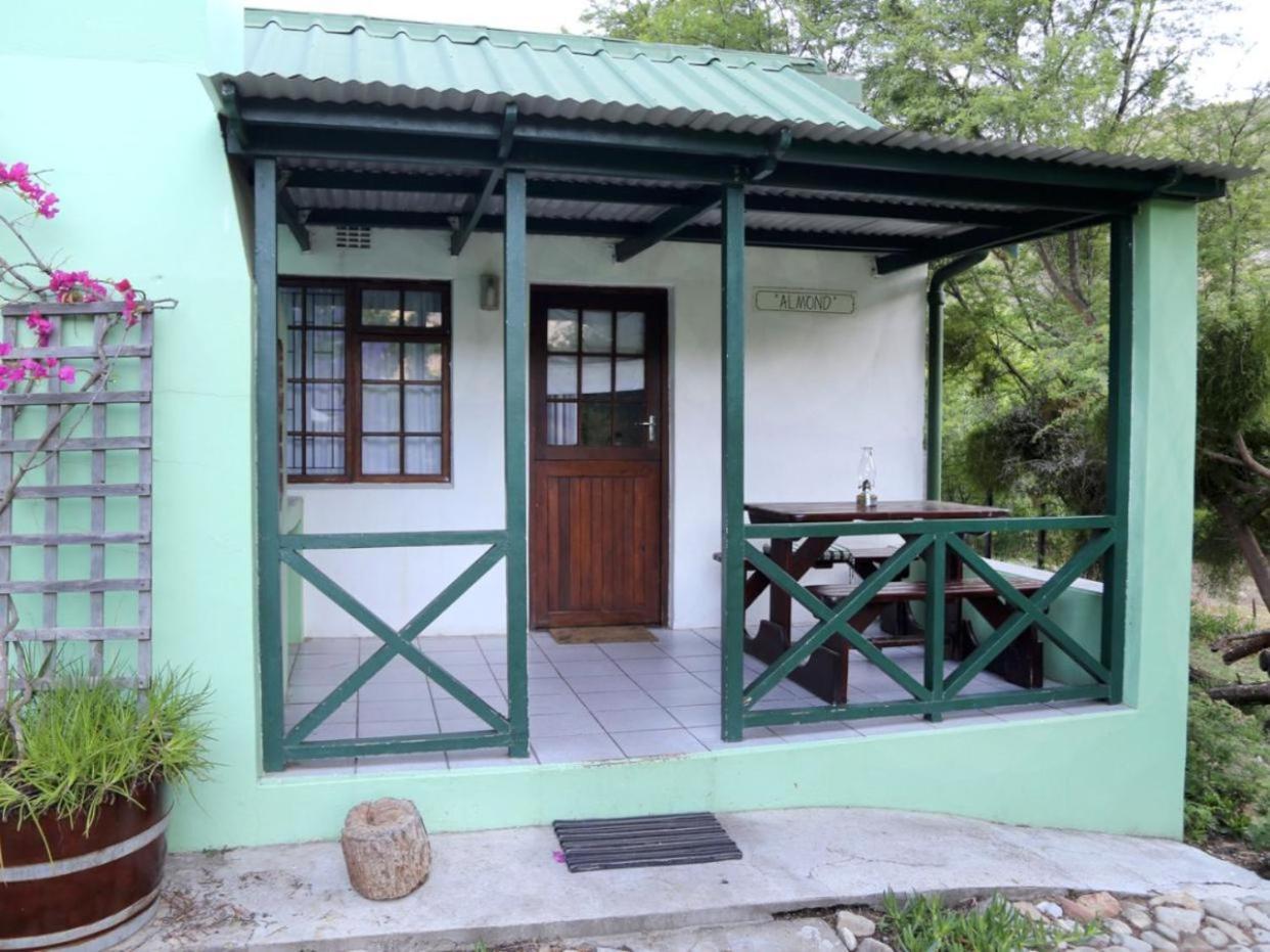 Rainbow Glen Self Catering Chalets Montagu Ruang foto